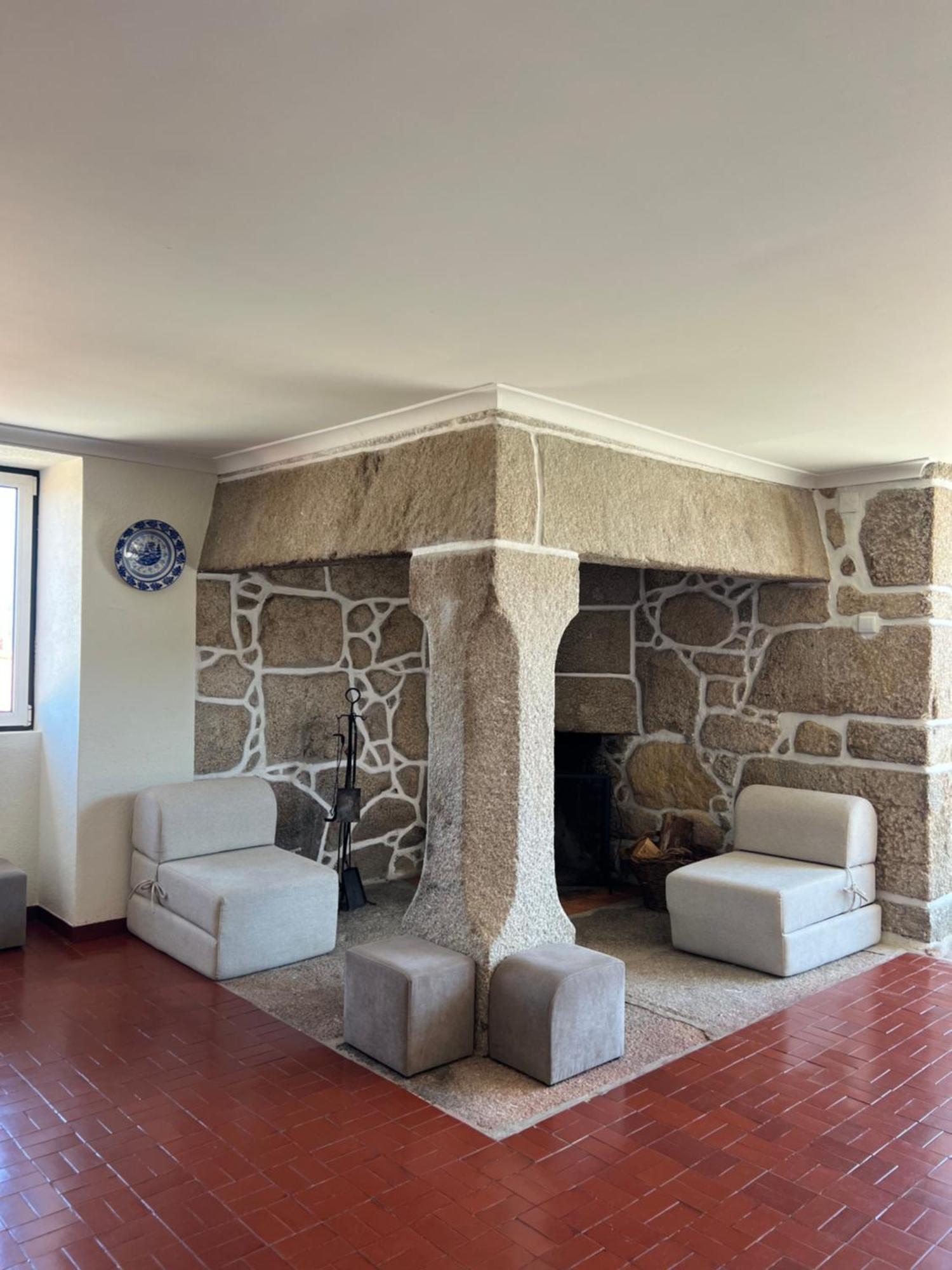 Casa De Lagarinhos Jacuzzi Spa Jogos Gym - Serra Da Estrela - Seia - Gouveia Gouveia  Exterior foto